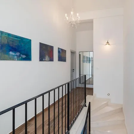 Pensa Villa