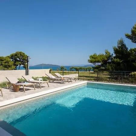 Vila Pensa Kaštela